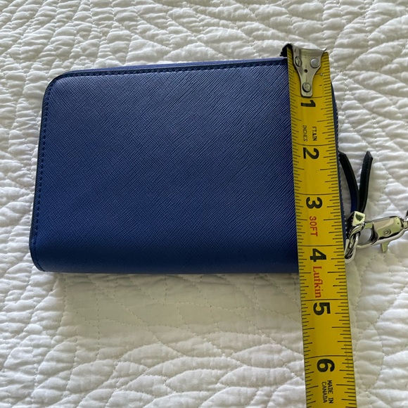 NWOT Women’s Stella & Dot Wristlet Wallet Covalr Blue with Silver hardware - Picture 2 of 8